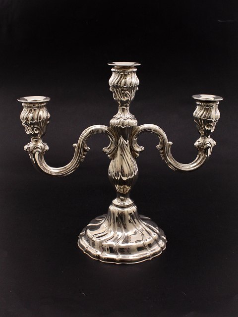 Three-armed 835s candlestick