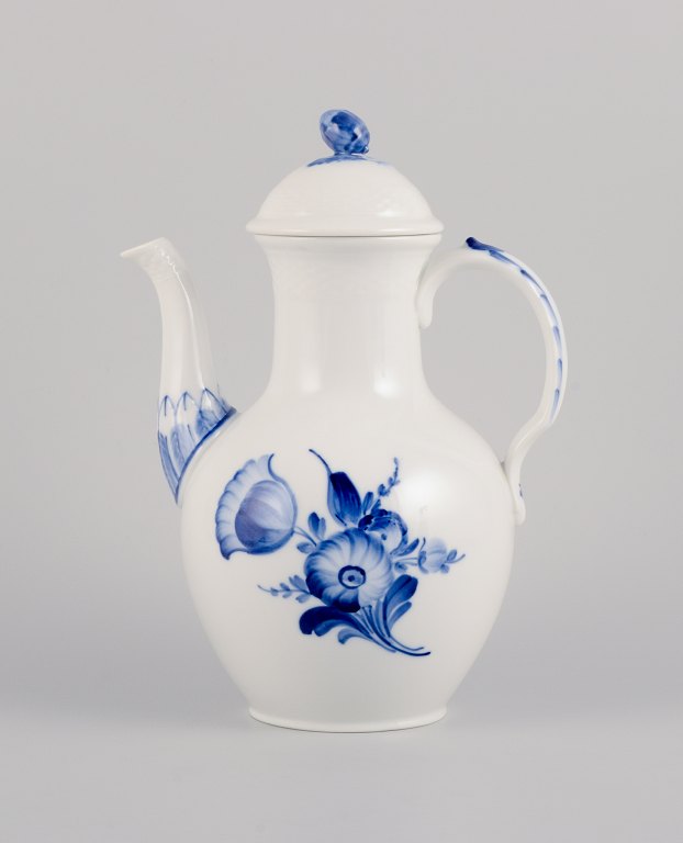 Royal Copenhagen, Blue Flower Braided, coffee pot.