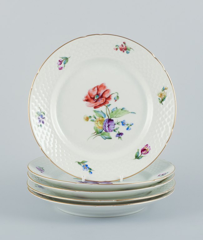 Bing & Grøndahl, Saxon Flower, a set of five lunch plates.