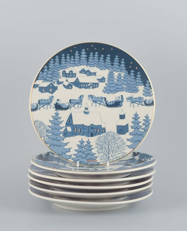 Raija Uosikkinen for Arabia, Finland, a set of six porcelain Christmas plates. 
Finnish Christmas landscapes.