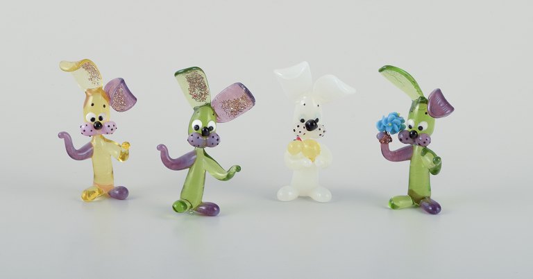 Murano, Italy. A collection of four miniature glass animal figurines in colored 
art glass.
