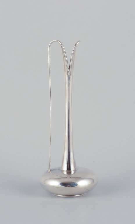 Frantz Hingelberg, Danish silversmith. Modernist silver pitcher in sterling 
silver. Sleek design.