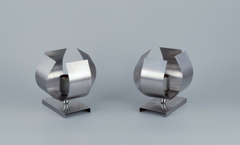 Max Sauze (b. 1933), France. A pair of wall lamps in steel. Modernist design.