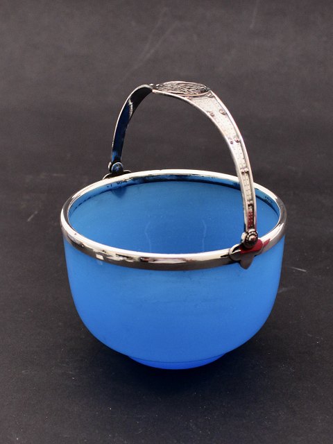 Sugar bowl, soft opaline glass