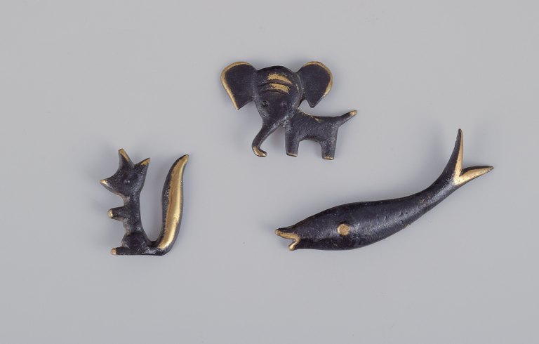 Walter Bosse (1904-1979), Østrig. 
Tre miniature-figurer i bronze. Elefant, egern og hval.