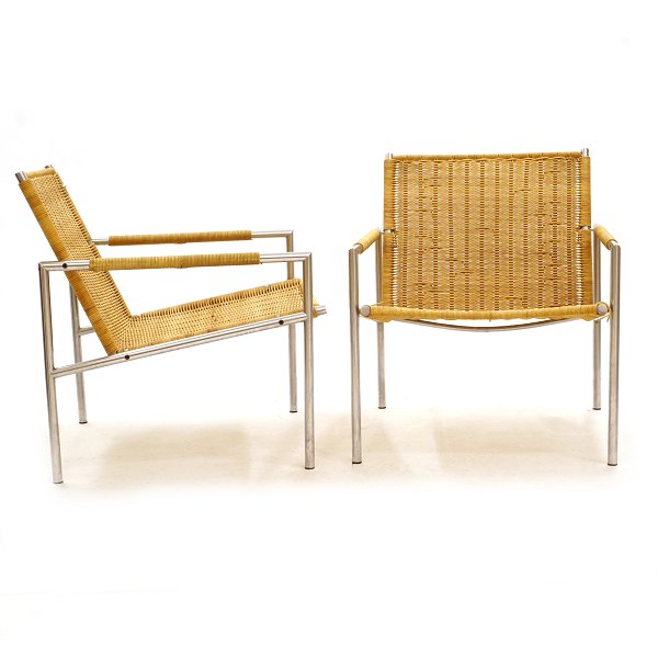 Pair of Martin Visser, 1922-2009, SZ01 lounge chairs, steel and wicker