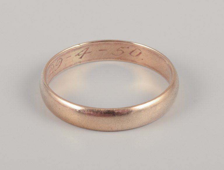 Danish goldsmith. 14 karat gold alliance ring. Classic and minimalist design.