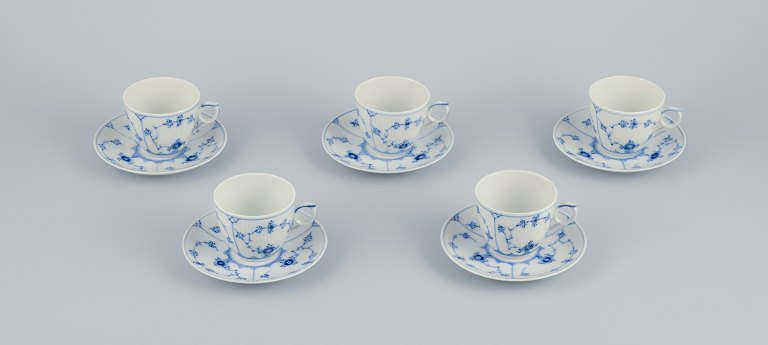 Royal Copenhagen Blue Fluted Plain. Five coffee cups with saucers.
Model number 1/2162.