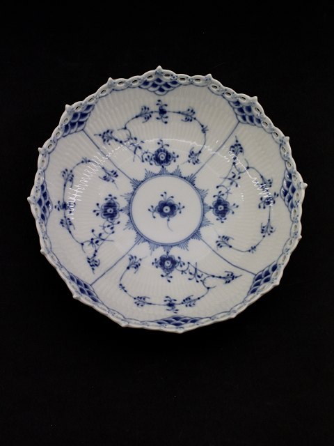 Royal Copenhagen blue fluted  bowl 1/1018