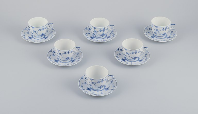 Royal Copenhagen Blue Fluted Plain.
Six coffee cups with saucers.