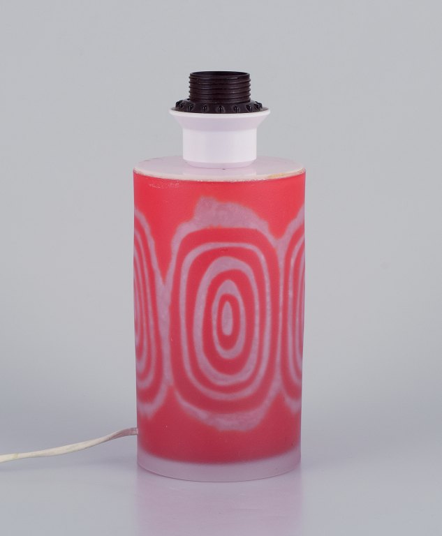 Ove Sandeberg for Kosta Boda, Sweden. Table lamp in orange-colored art glass.