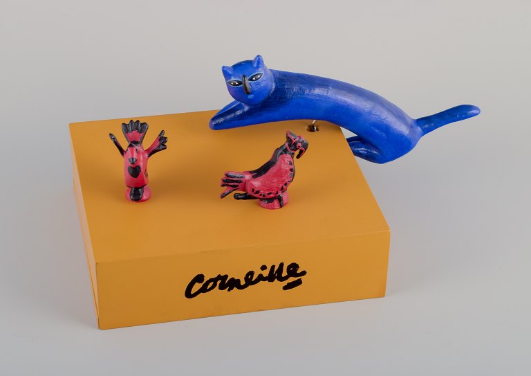 Corneille, Cobra artist. Sculptural wine set made of wood and resin.