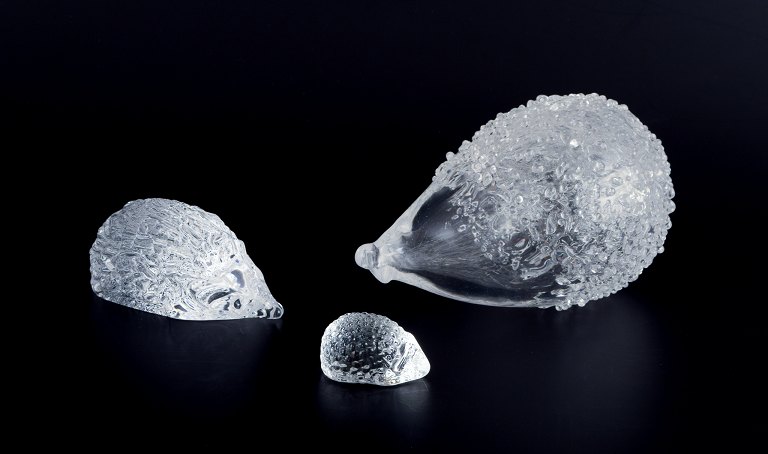 Hadeland, Norway, among others.
Three hedgehogs in clear art glass