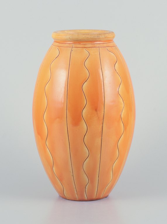 Kähler, Denmark.
Ceramic vase in uranium glaze.
