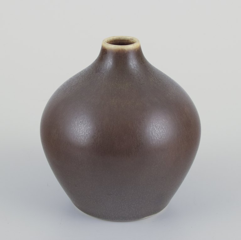 Per Linnemann-Schmidt  for Palshus, Denmark.
Ceramic vase in olive green hare fur glaze.