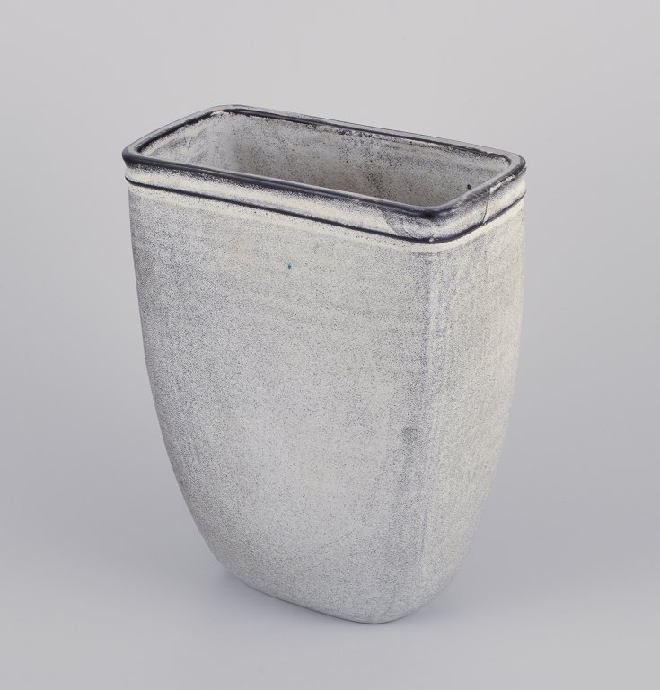 Nils Kähler for Kähler, Denmark.
Large square ceramic vase.