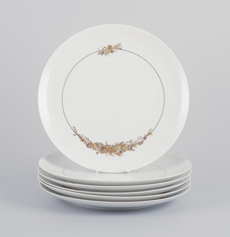 Bjørn Wiinblad for Rosenthal Studioline.
Et sæt på seks ”Romanze” middagstallerkener i porcelæn.