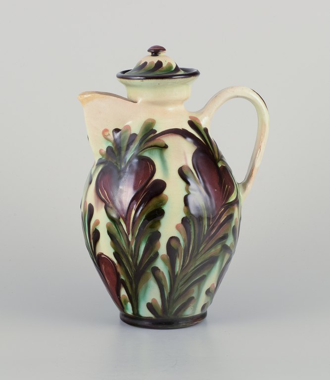 Kähler, Denmark.
Chocolate pot made of ceramic.