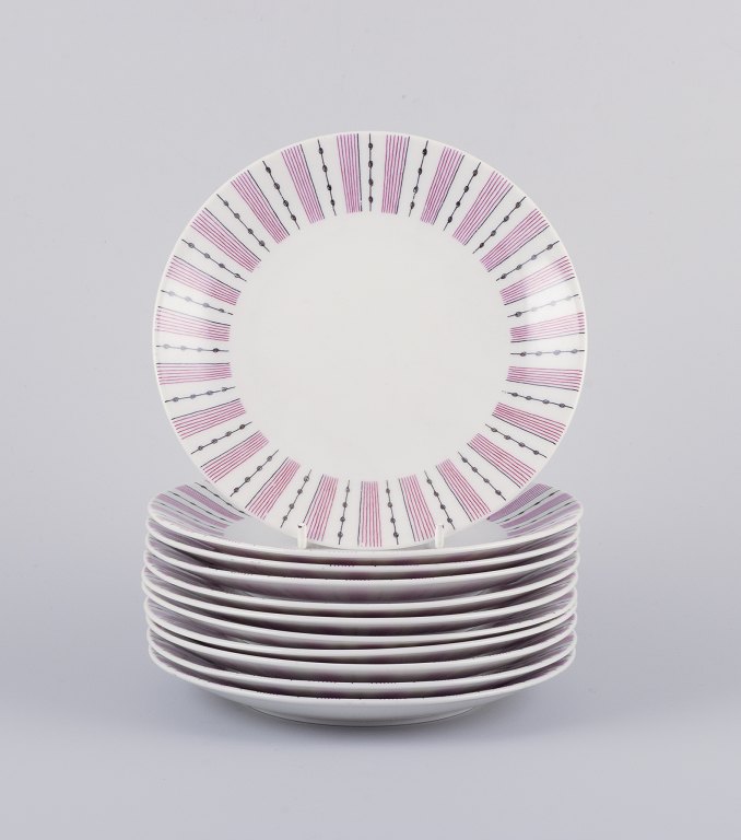 Gunnar Nylund for Rörstrand. A set of eleven "Casino" dessert plates.
