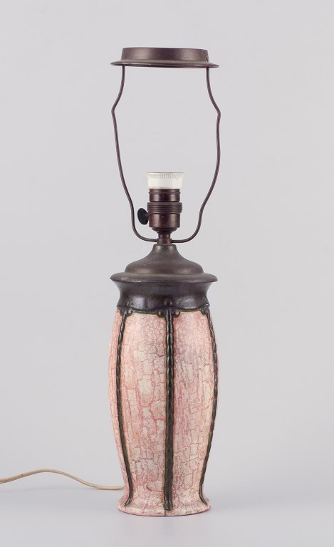 German ceramicist. Art Nouveau table lamp made of ceramic.