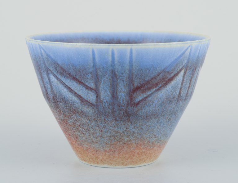Carl Harry Stålhane for Rörstrand, Sweden.
Small ceramic vase.
