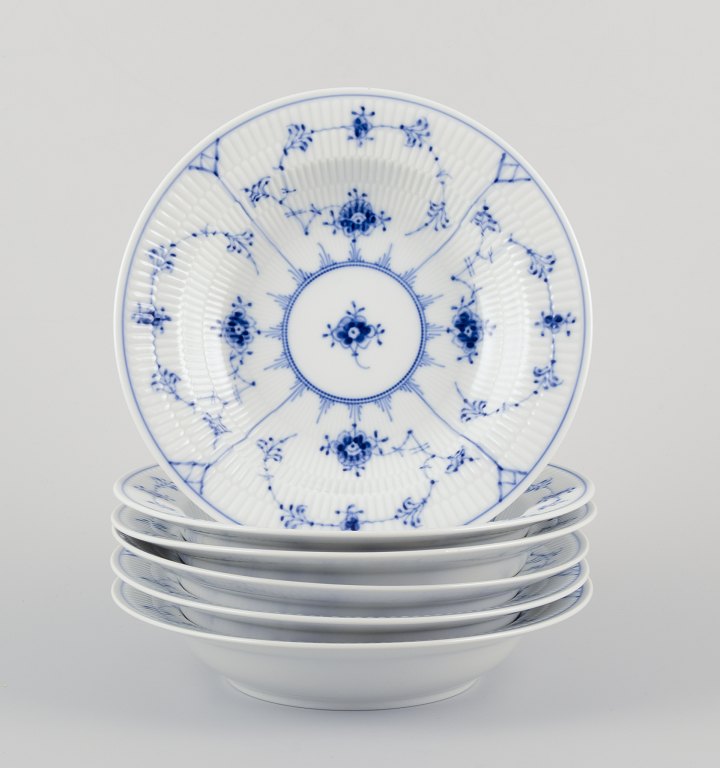 Royal Copenhagen Blue Fluted Plain.
A set of six deep plates.