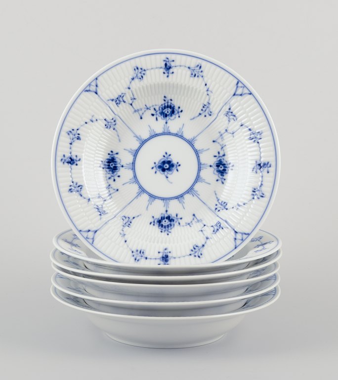 Royal Copenhagen Blue Fluted Plain.
A set of six deep plates.
