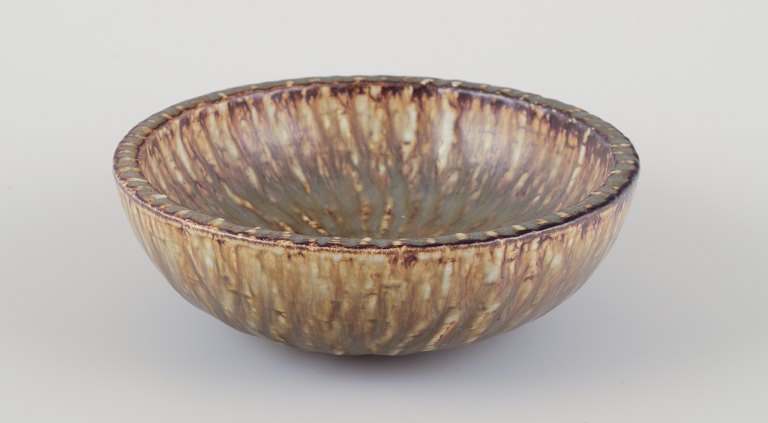 Gunnar Nylund for Rörstrand.
Ceramic bowl.