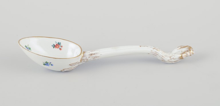 Meissen, Germany. Large antique porcelain bowl.