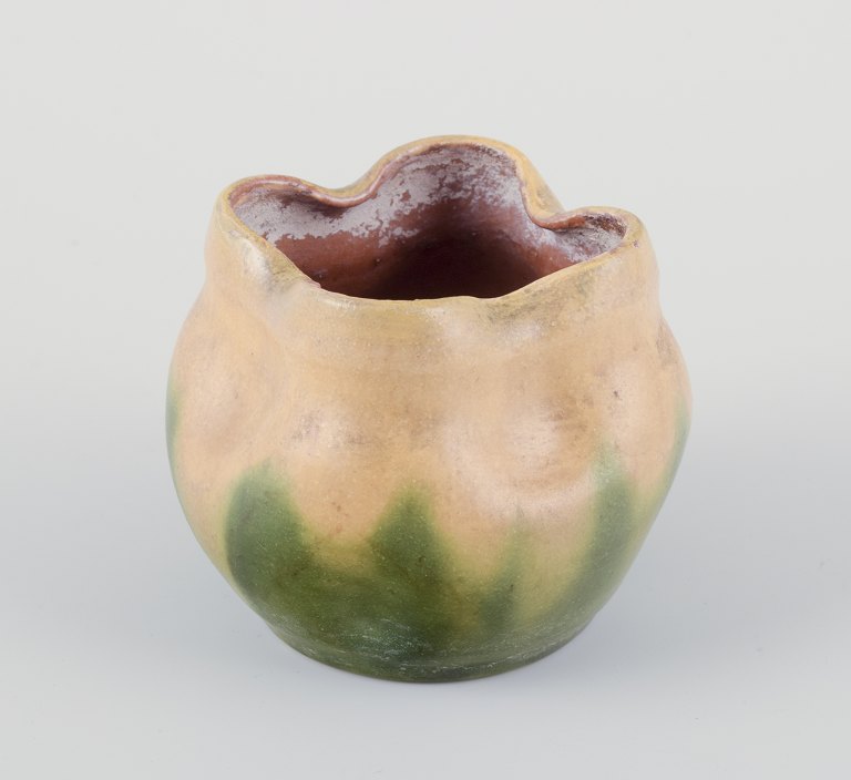 Kähler, small ceramic plant pot.
