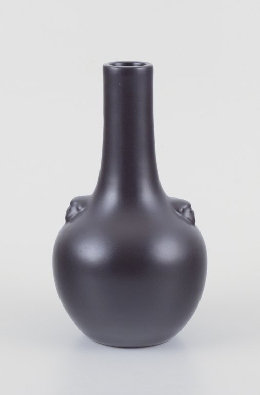 Pol Chambost (1906-1983), French ceramist. 
Unique ceramic vase.