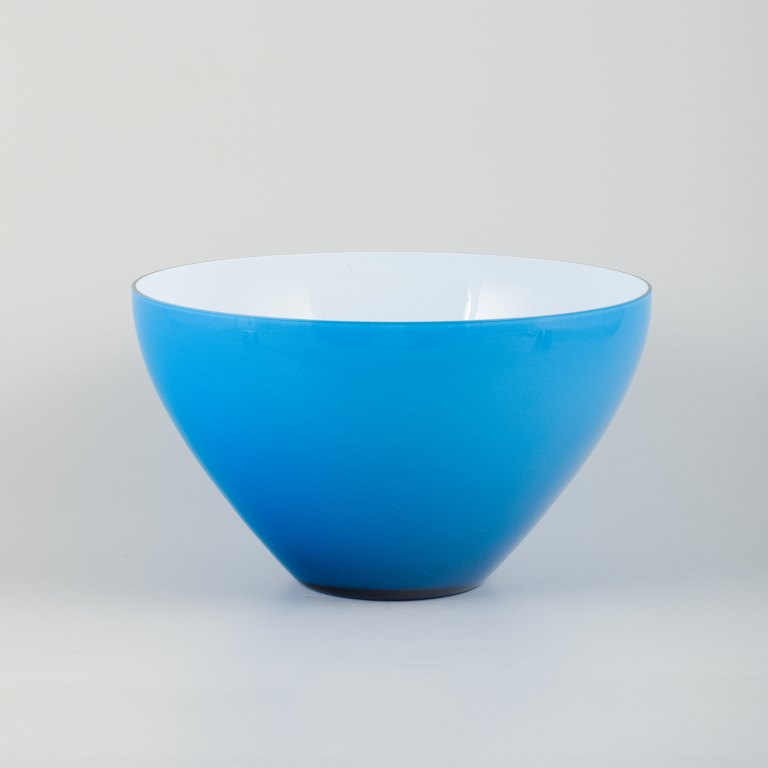 Kastrup Glas, Denmark.
Large turquoise bowl.