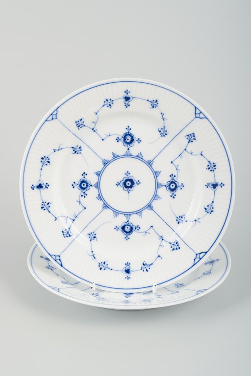 Royal Copenhagen Blue Fluted Plain.
Two small luncheon plates.