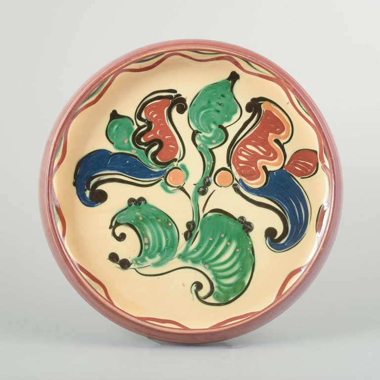 Kähler, Denmark
Decorative wall or serving dish in glazed ceramic.