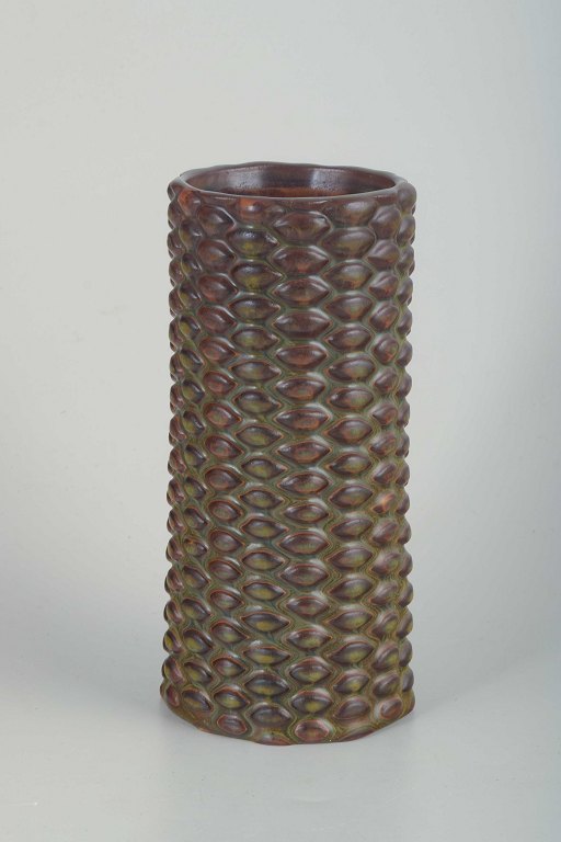 Royal Copenhagen, Axel Salto, budding style.
Vase, 1940s.