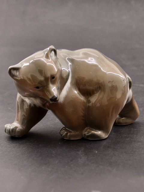 Royal Copenhagen, Walking bear 2841