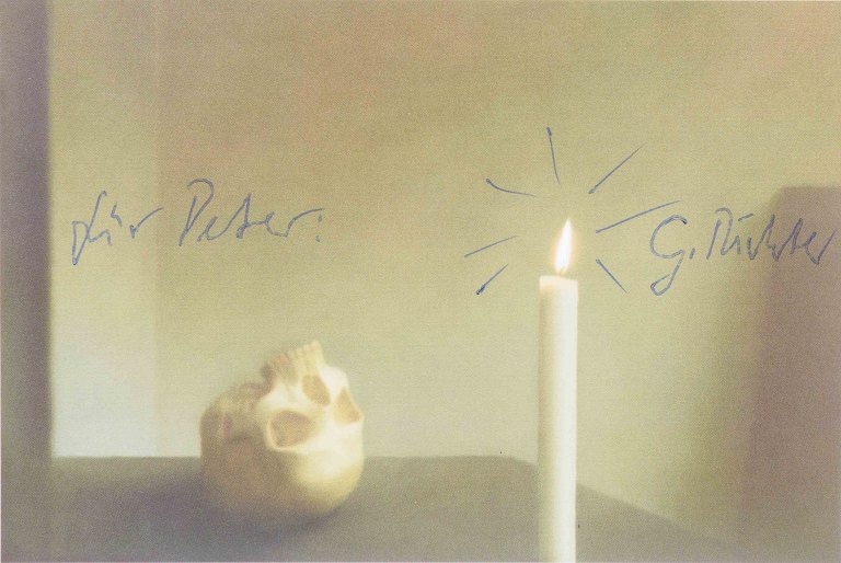Gerhard Richter (b. 1932)
“Schädel mit Kerze”.
Postcard, hand-signed.
