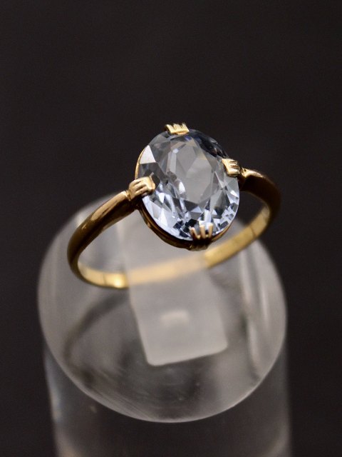 14 karat gold ring  with aquamarine