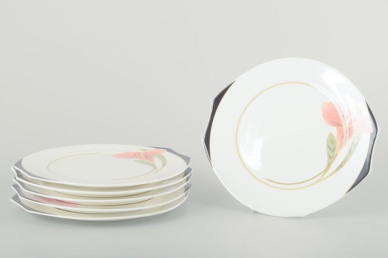 Villeroy & Boch
6 cake plates “Iris”, 1980s.