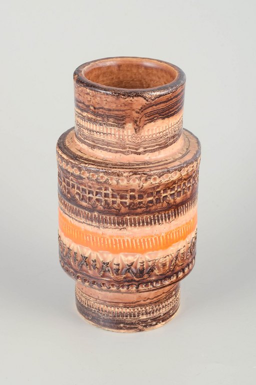 Aldo Londi for Bitossi
Vase “Sahara”, 1970s.