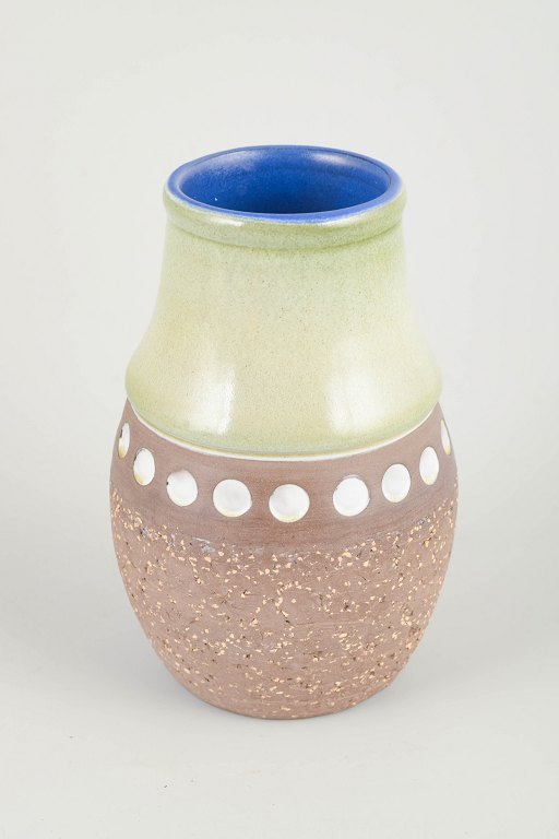 Mari Simmulson for Upsala Ekeby
Vase, model 43-30-899, 1960’erne.