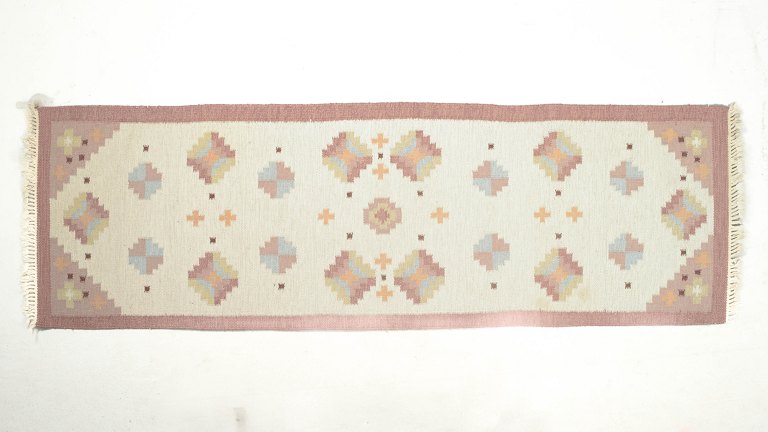 Swedish textile designer
Rölakan runner, 1960s.