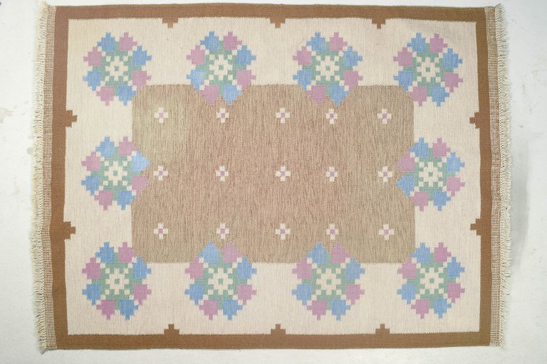 Swedish textile designer
Rölakan rug, 1960s.