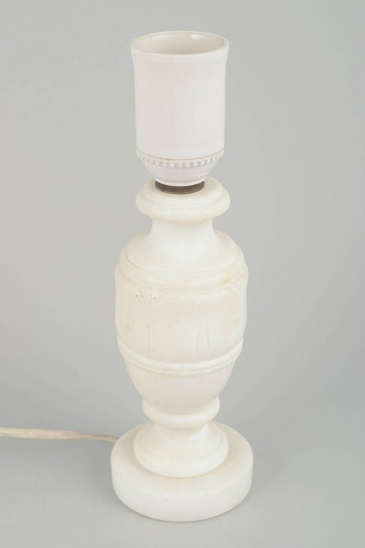 Italian alabaster table lamp, mid-20th century.