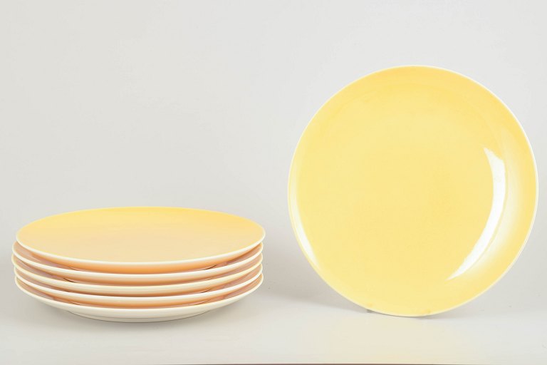 Aluminia
Confetti series, mid-20th century. Set of six "Susanne" dinner plates.