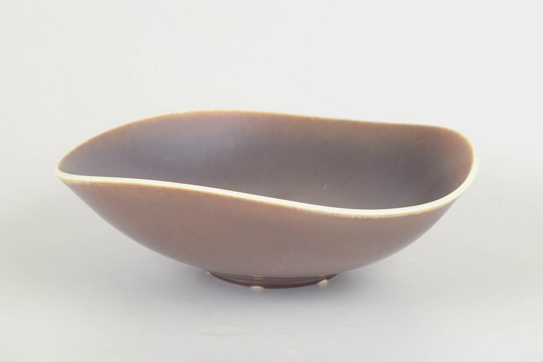 Berndt Friberg for Gustavsberg
Bowl, mid-20th century.
