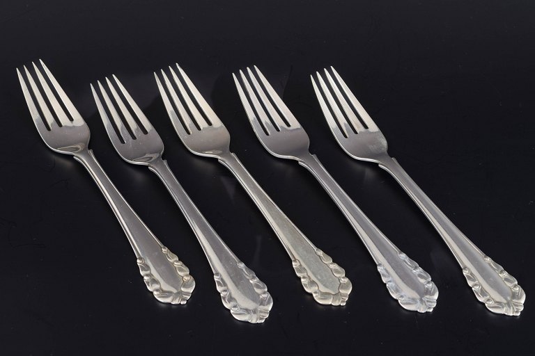 Georg Jensen
5 lunch forks, “Lily of the Valley”, after 1944.