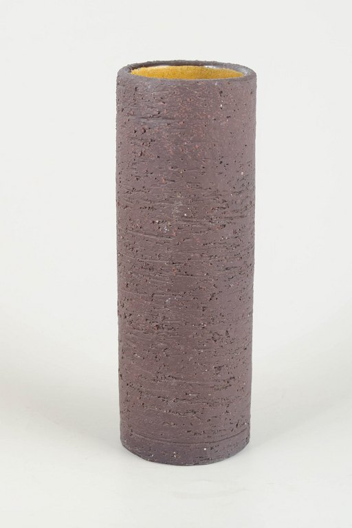 Gunnar Nylund for Nymölle
Chamotte vase, 1960/70s.