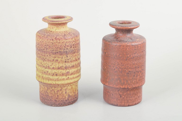 Mobach Ceramics, Holland
Two vases, mid-20th century.