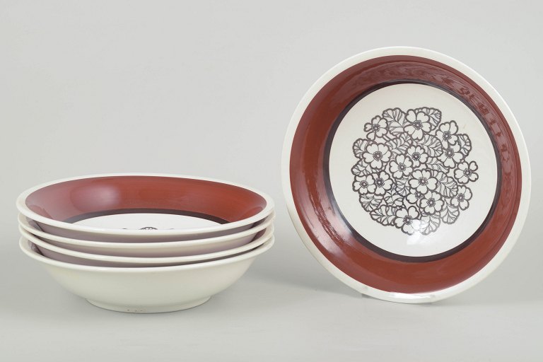 Gefle Stoneware“Agneta” deep Plates, set of 5, 1970s.